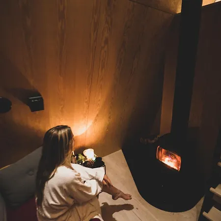 Pan Treetop 山林小屋 Asnes