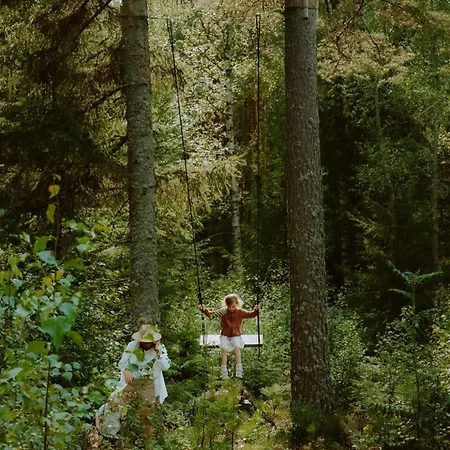 Pan Treetop