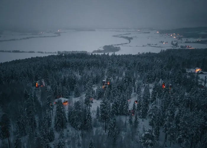 Jaktstuga Pan Treetop Asnes