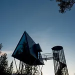 Pan Treetop *