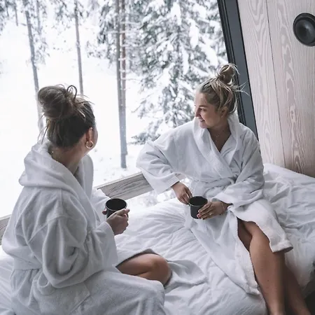 Pan Treetop Деревянный коттедж